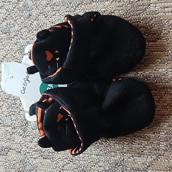 New! 0-3mo Kitty Booties, CAT&JACK, black & orange, stripes, 2 snaps - Picture 5 of 5